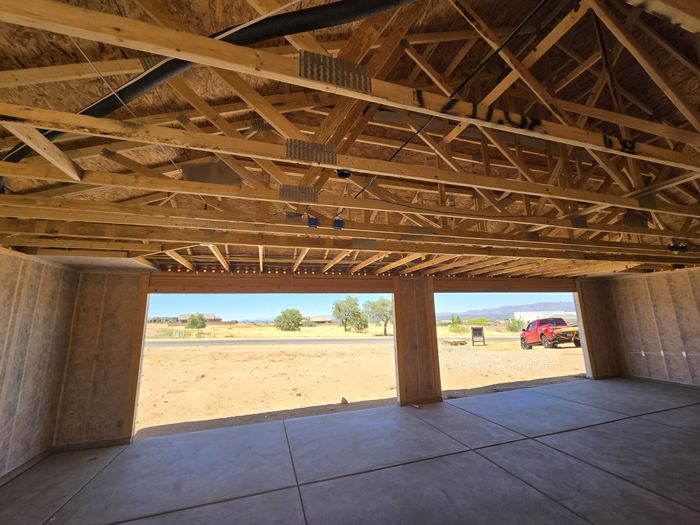 Garage truss framing detail